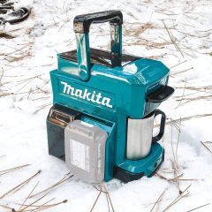 Makita Akku-Kaffeemaschine 18V DCM501Z ohne Akkus & Ladege.